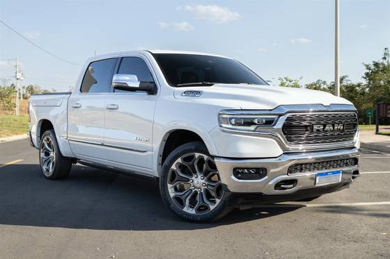 RAM 1500 5.7 V8 GASOLINA LIMITED CD 4X4 AUTOMÁTICO RAM 1500 5.7 V8 GASOLINA LIMITED CD 4X4 AUTOMÁTICO